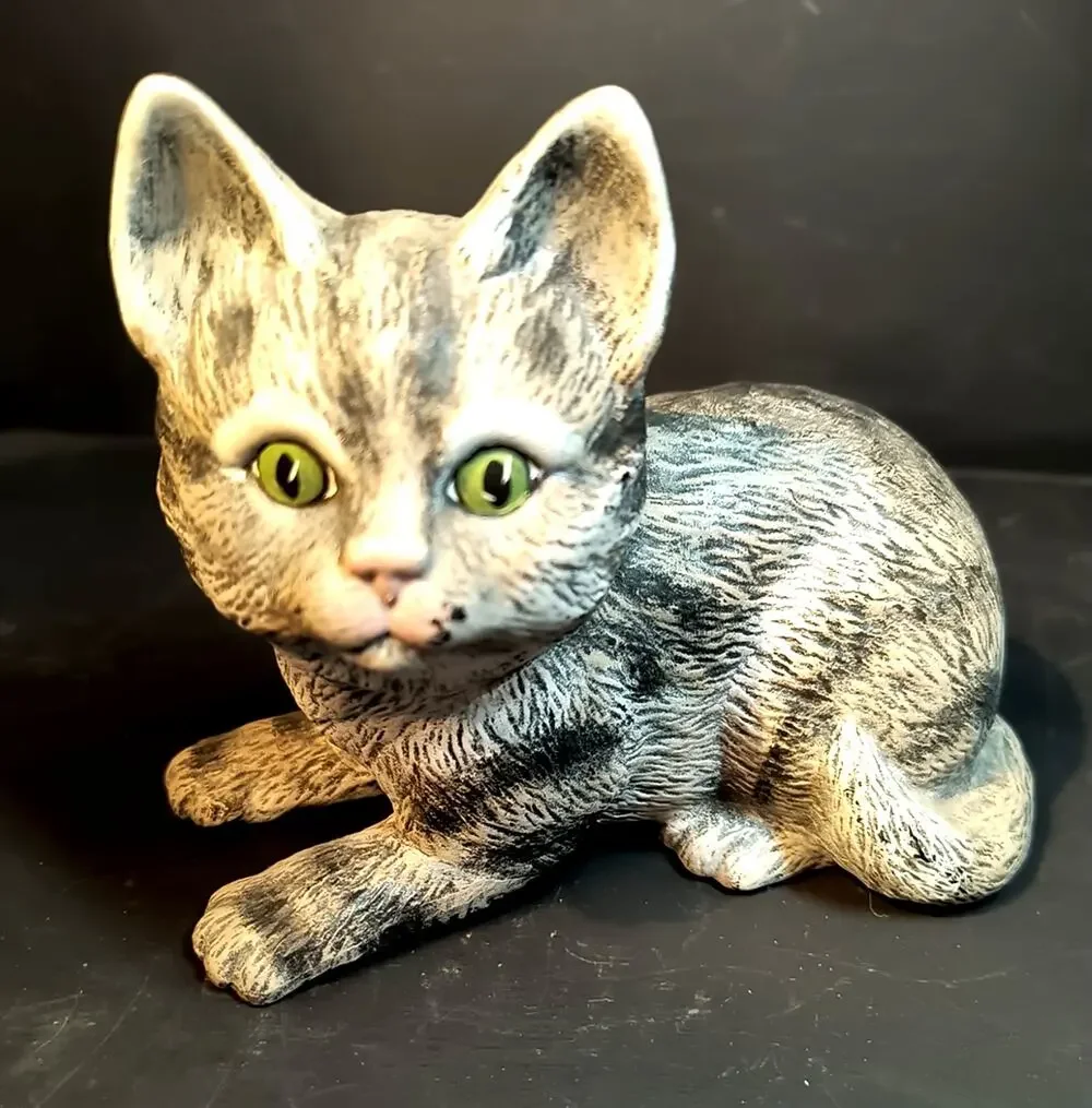 2151. Vintage Grey Tabby Cat Kitten Ceramic Figurine